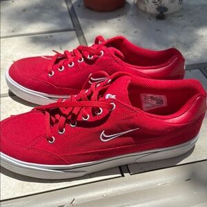 Nike AUTHENTIC Retro GTS Red White Casual Shoe Men size 9.5